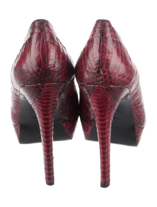 House of Harlow 1960 Leather Animal Print Pumps