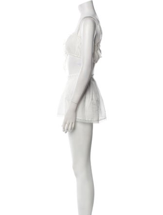 Helsa Lace Trim Embellishment Short Set