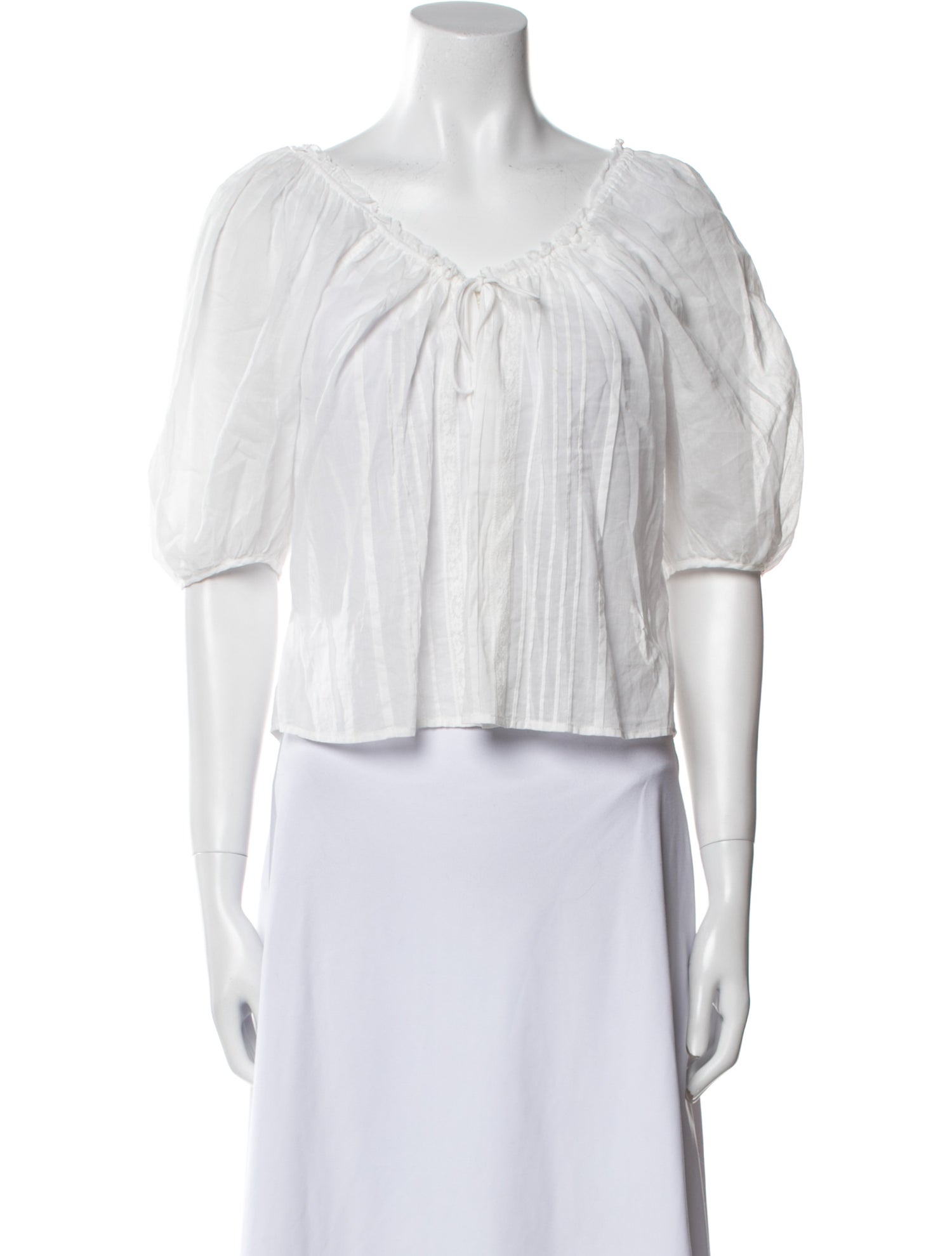 Helsa V-Neck Short Sleeve Crop Top