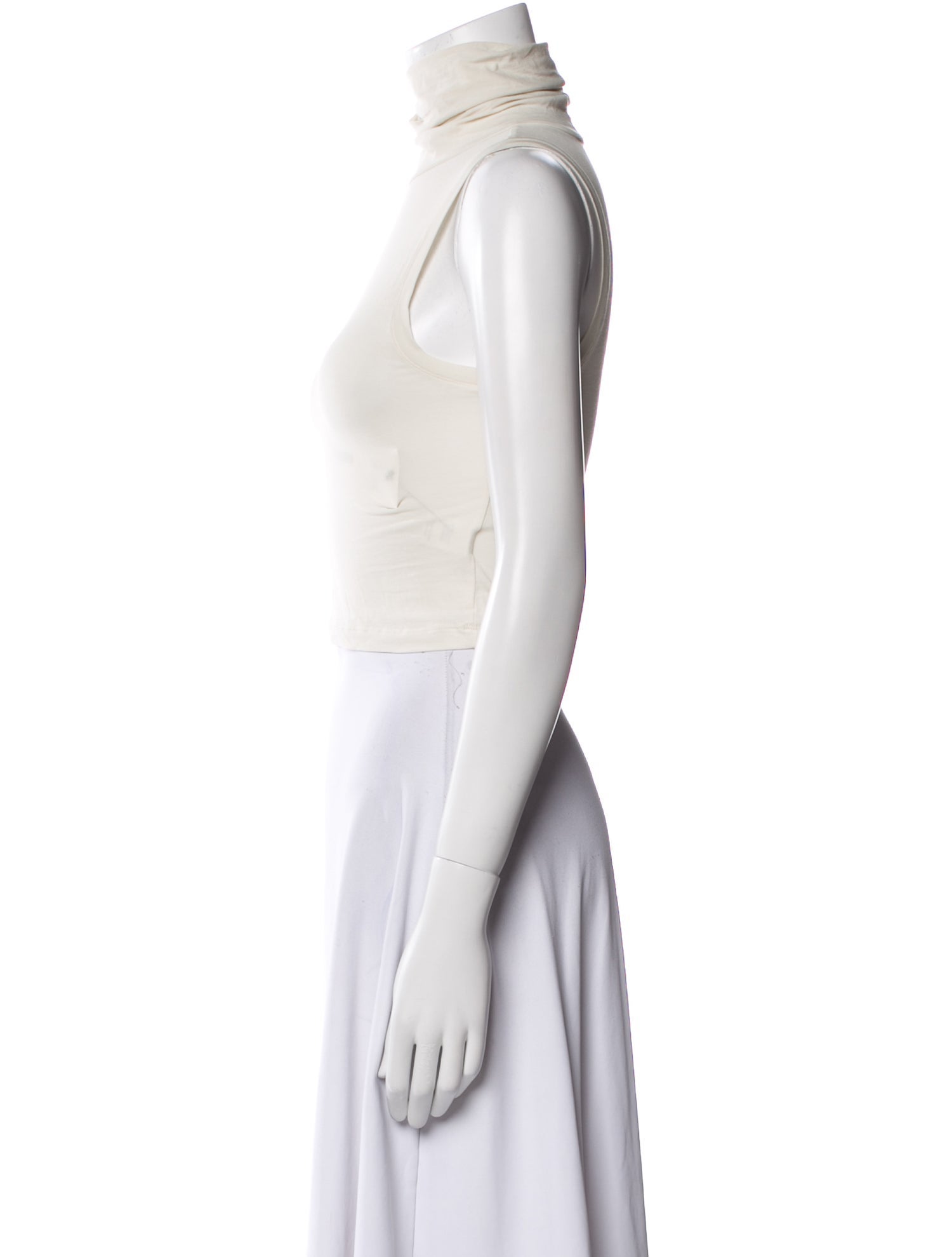 Helsa Turtleneck Sleeveless Crop Top