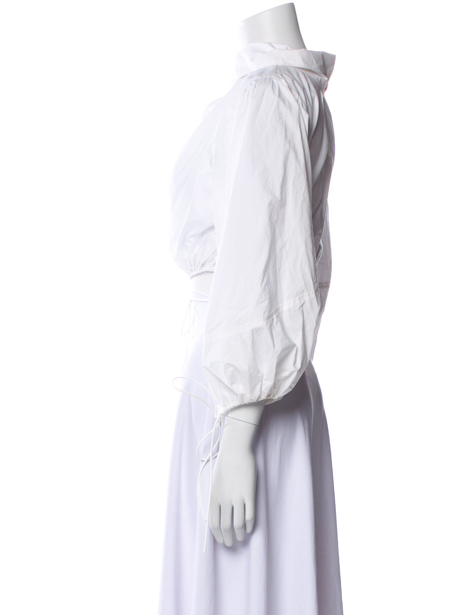 Helsa Mock Neck Three-Quarter Sleeve Crop Top