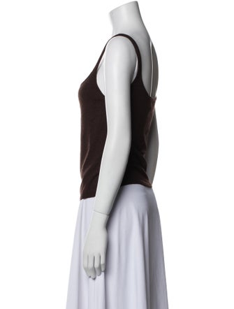 Helsa Square Neckline Sleeveless Top