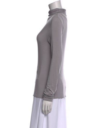 Helsa Turtleneck Long Sleeve Sweatshirt