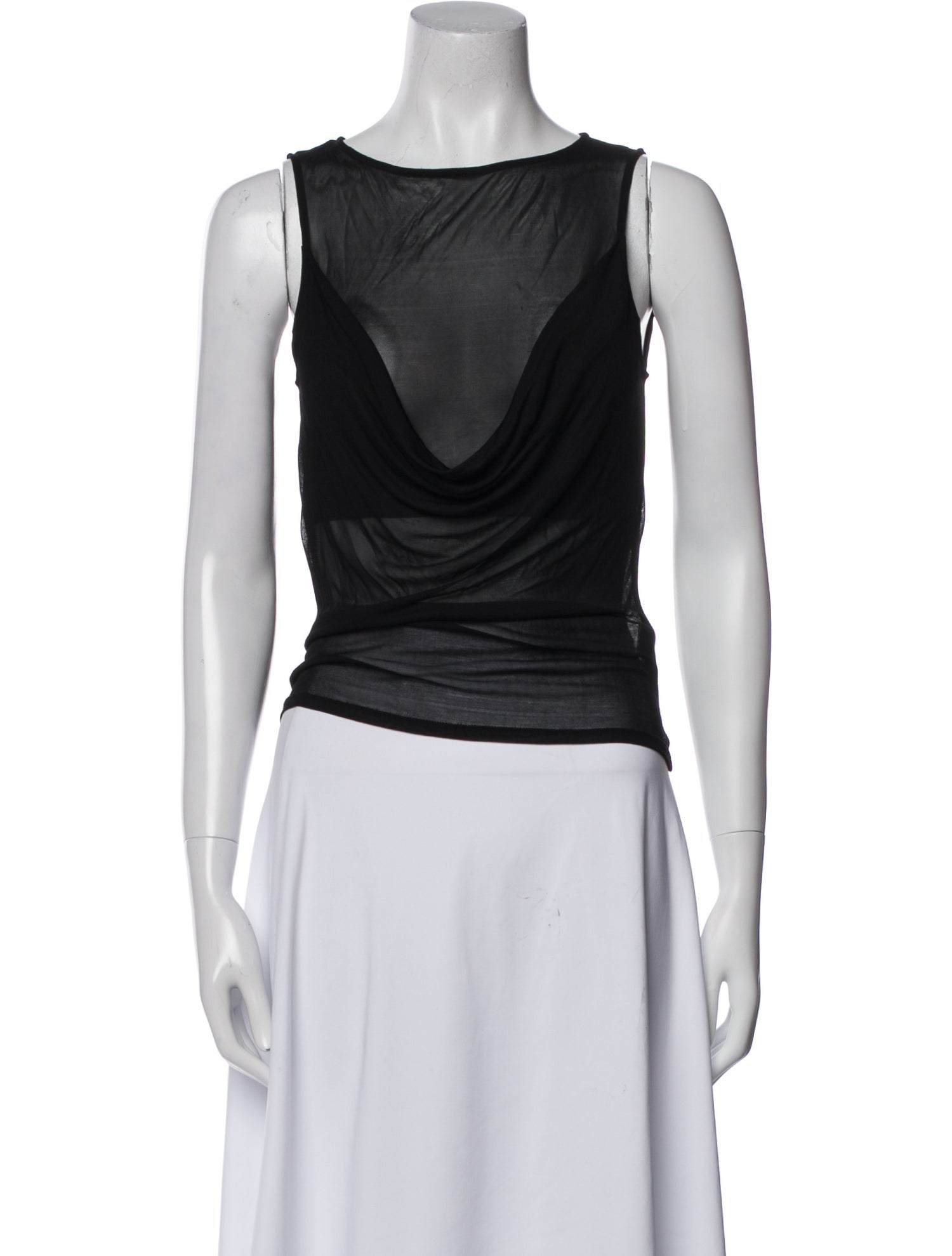 Helsa Bateau Neckline Sleeveless Crop Top