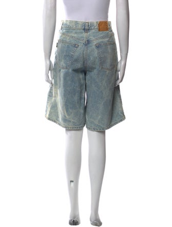 Haikure Knee-Length Shorts