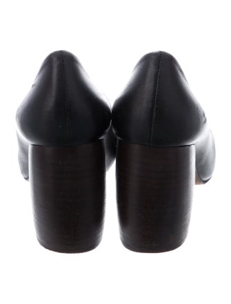 Helmut Lang Leather Pumps