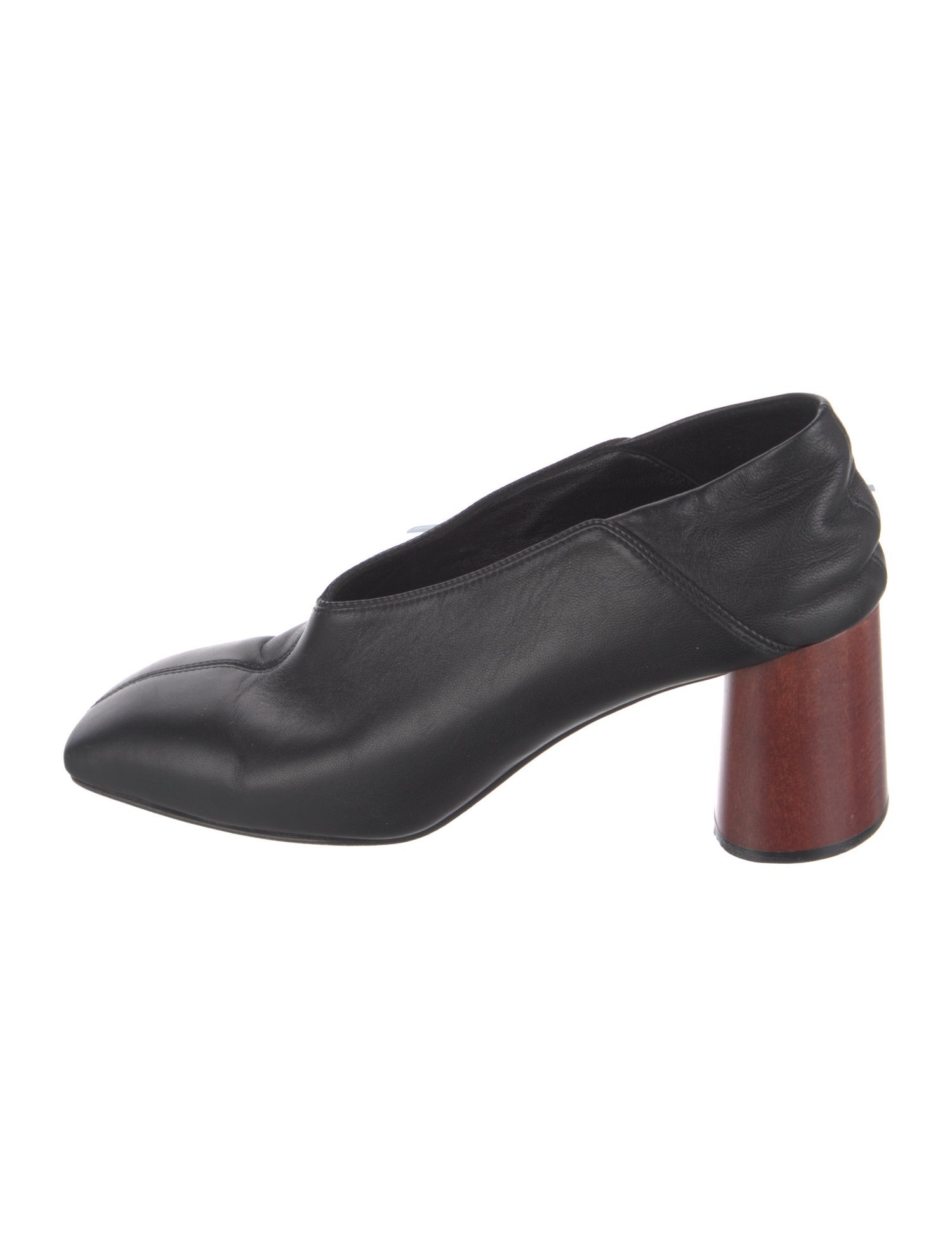 Helmut Lang Leather Pumps