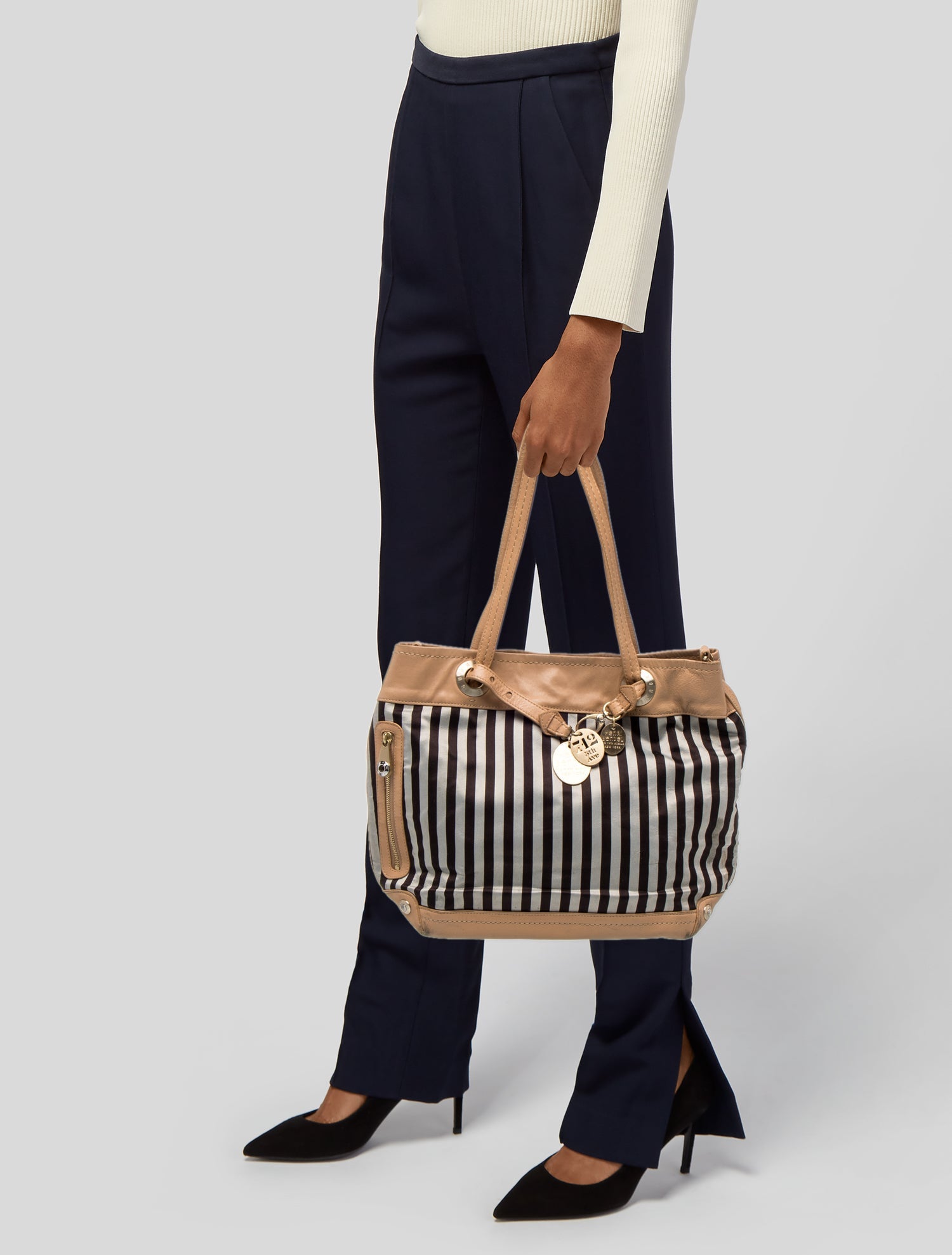 Henri Bendel Totes for Women | The RealReal