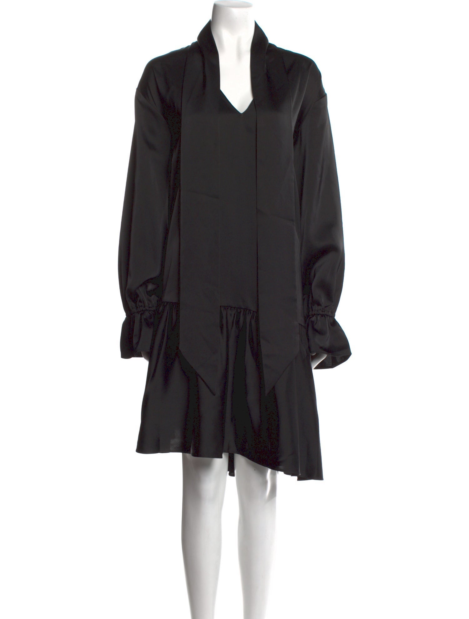 11 Honoré V-Neck Knee-Length Dress