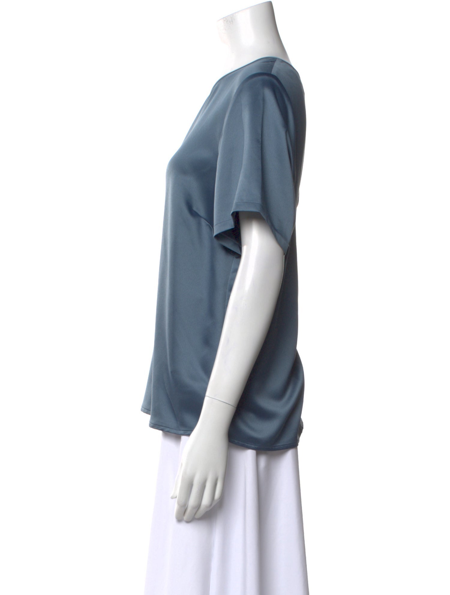 11 Honoré Scoop Neck Short Sleeve T-Shirt