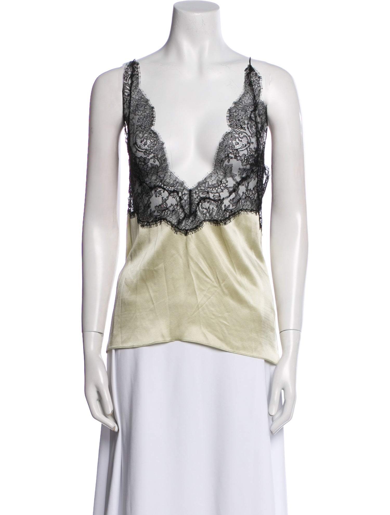 Harithand Silk Lace Trim Embellishment Pajamas