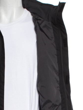 Helly Hansen Graphic Print Windbreaker