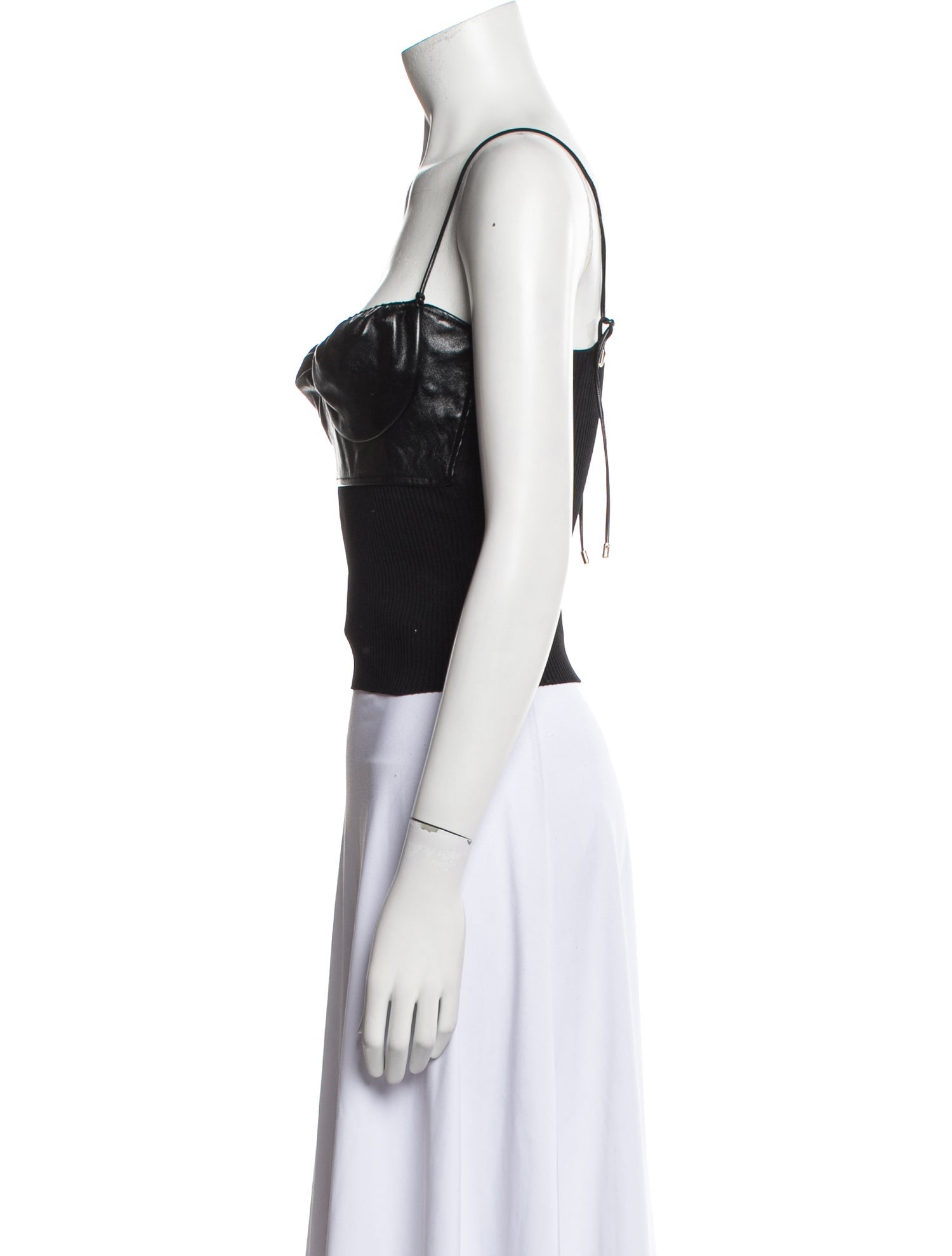 Hanwen Square Neckline Sleeveless Crop Top