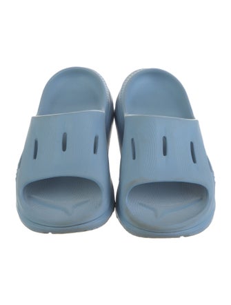 Hoka Rubber Slides