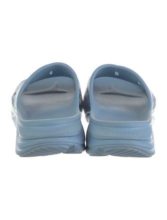 Hoka Rubber Slides