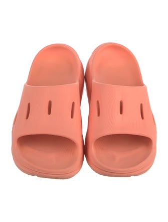 Hoka Rubber Slides