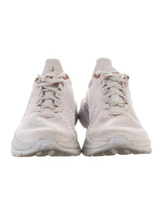 Hoka Sneakers