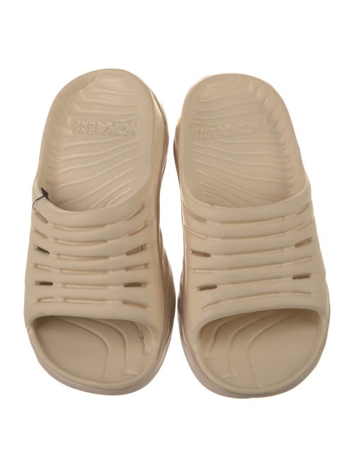 Hoka Rubber Slides