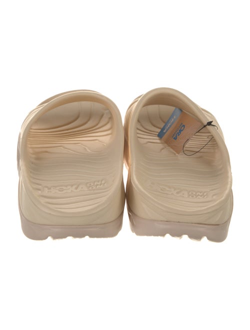 Hoka Rubber Slides