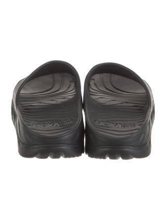 Hoka Rubber Slides