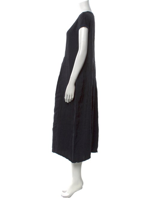 Hannoh Wessel Scoop Neck Midi Length Dress