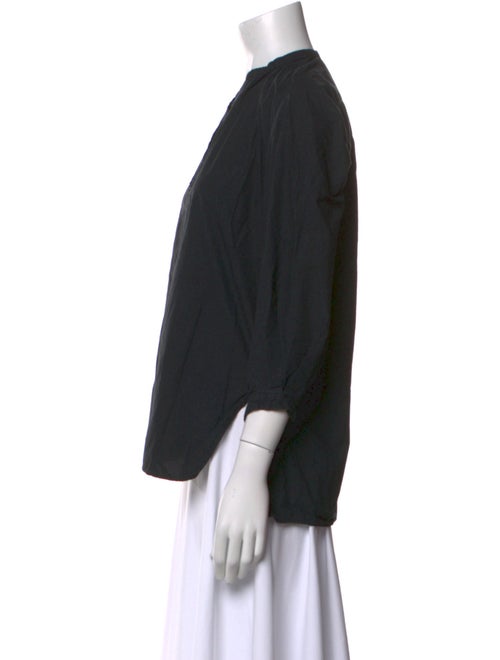 Hannoh Wessel V-Neck Three-Quarter Sleeve Blouse