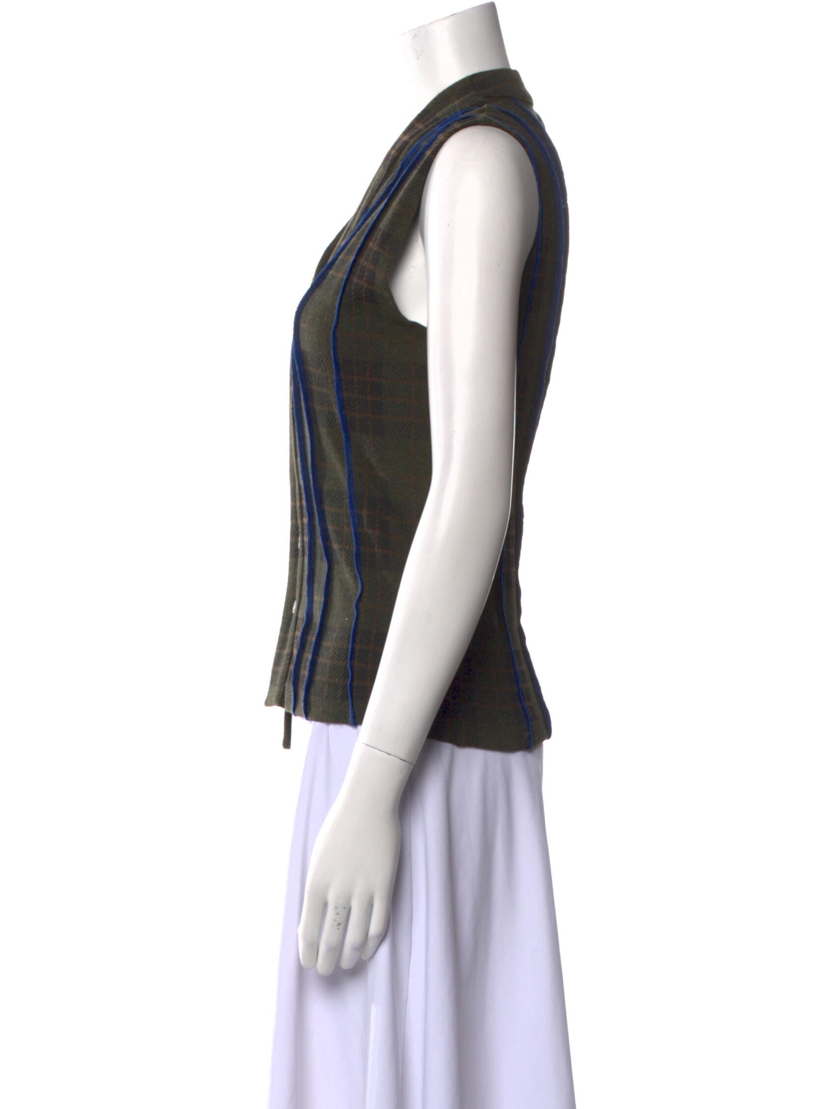 Helenamanzano Plaid Print Sleeveless Button-Up Top