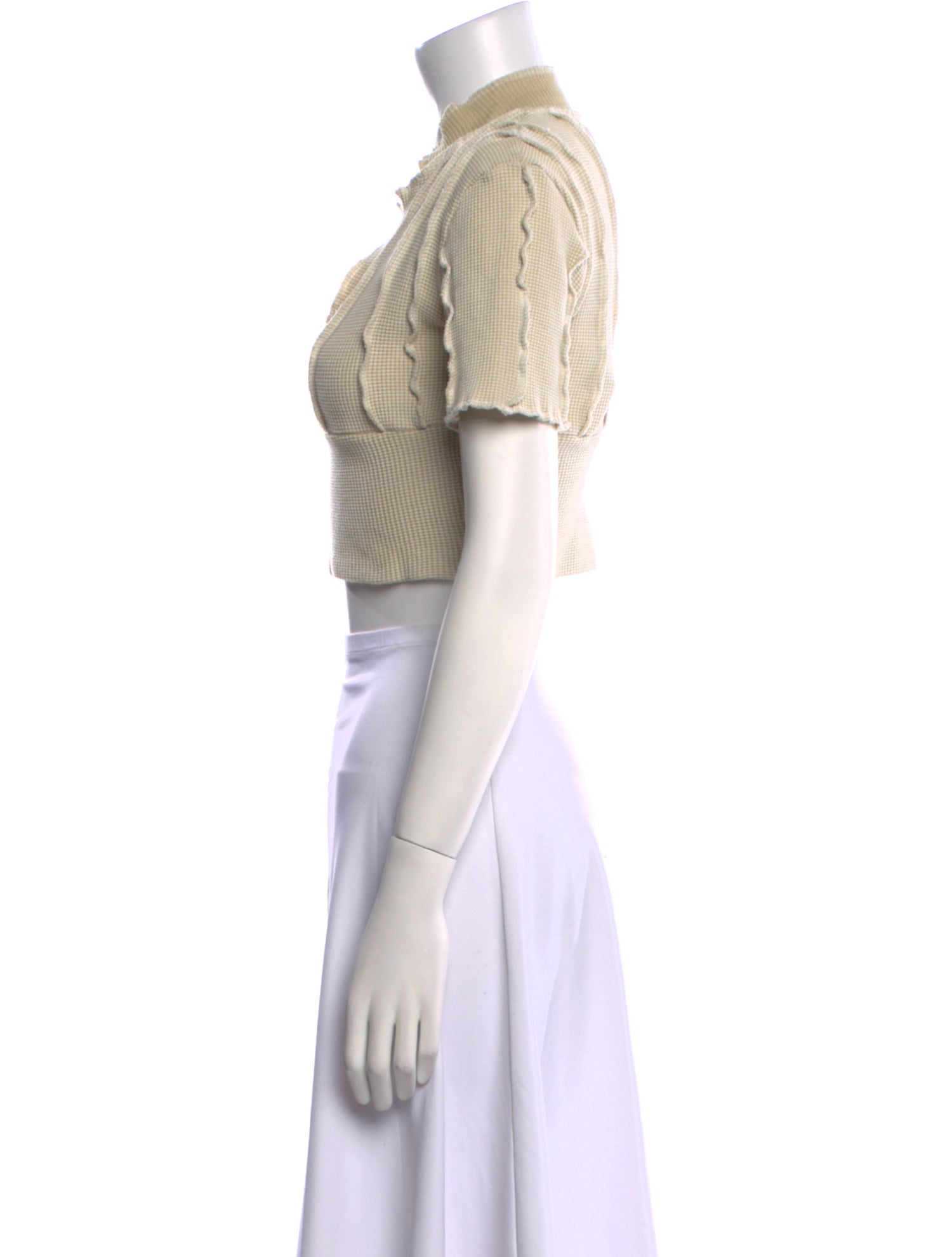 Helenamanzano V-Neck Short Sleeve Crop Top