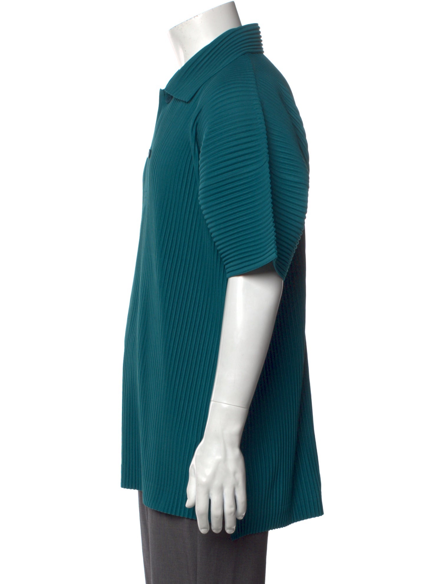 HOMME PLISSÉ ISSEY MIYAKE 