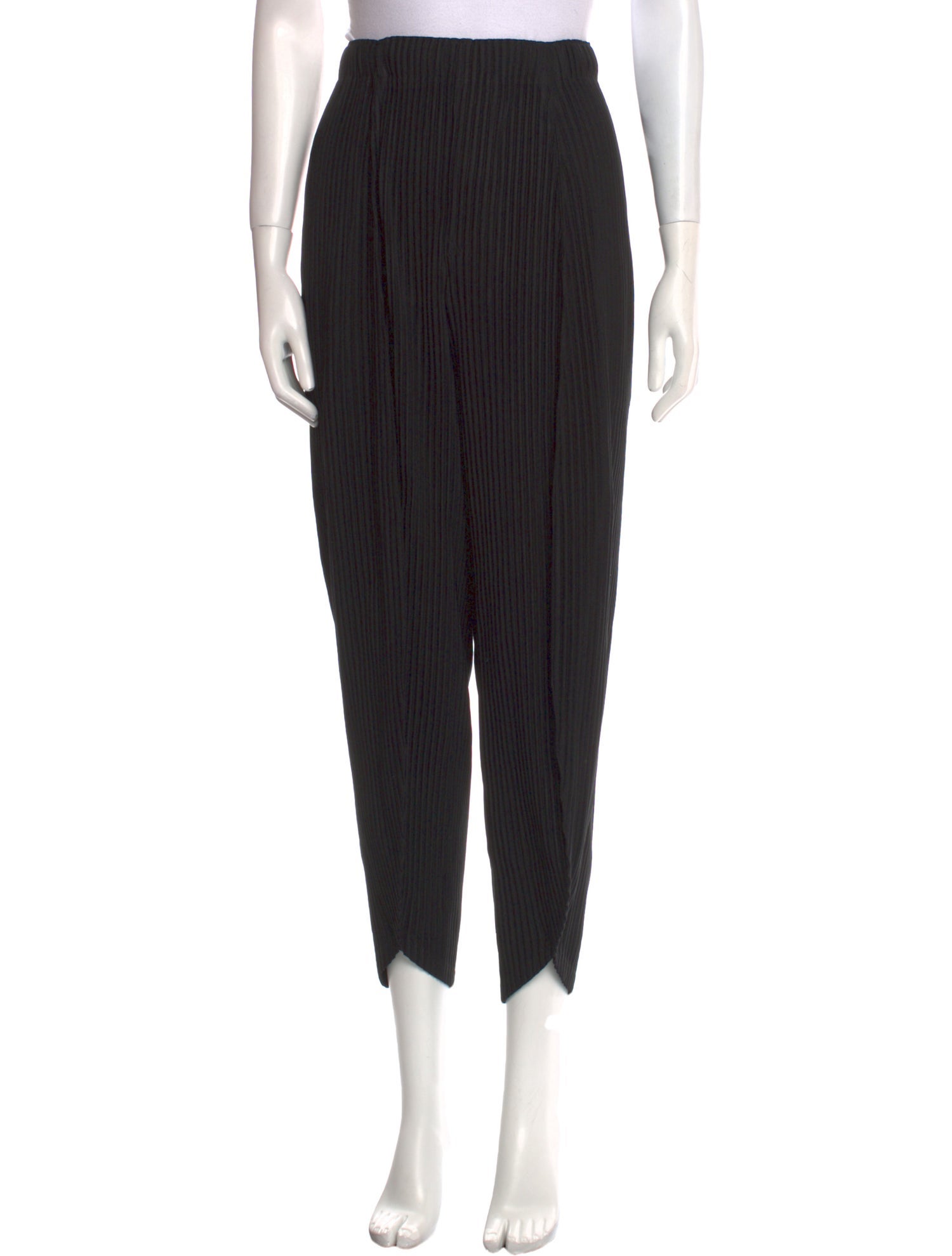 HOMME PLISSÉ ISSEY MIYAKE Pants