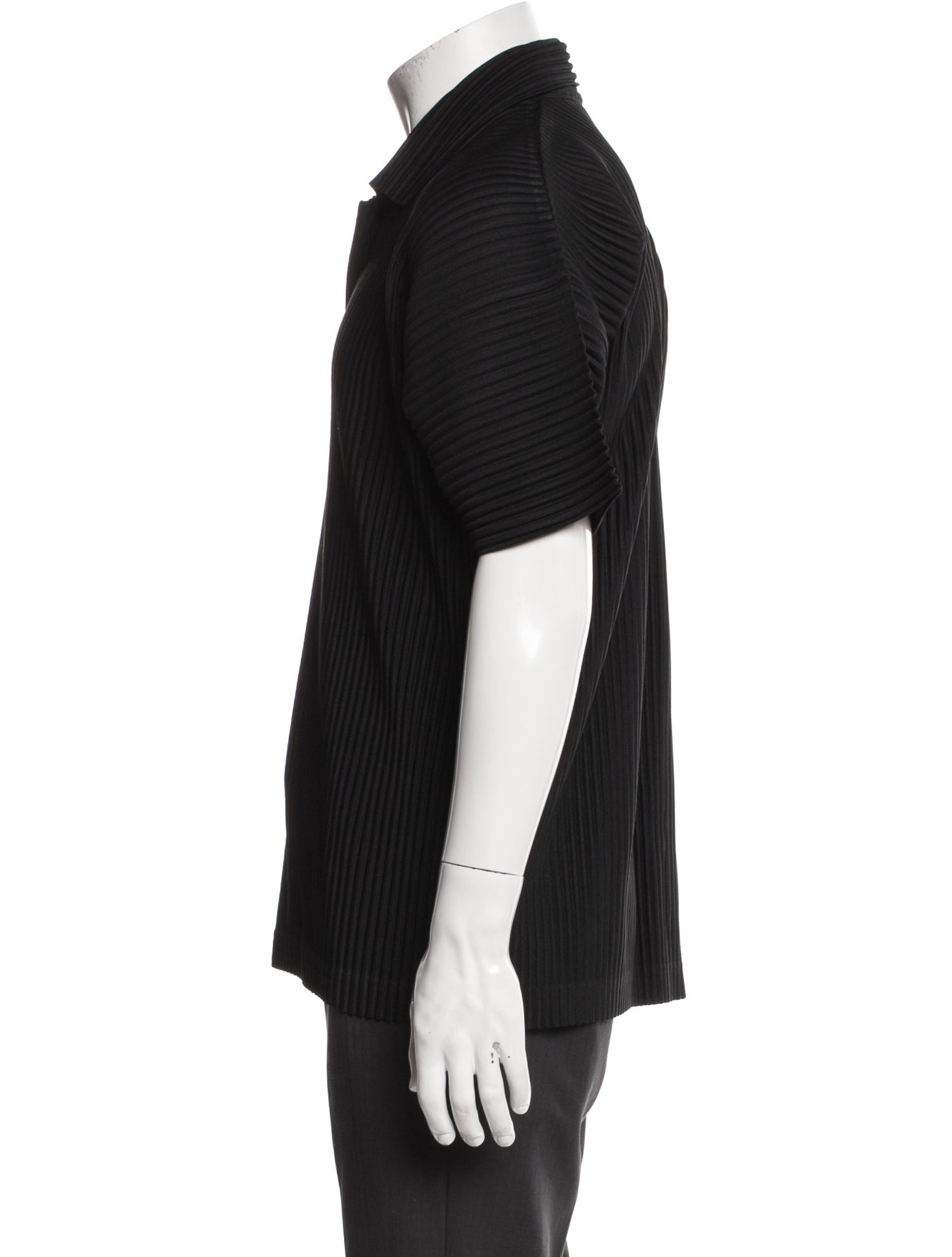 HOMME PLISSÉ ISSEY MIYAKE V-Neck Short Sleeve Polo Shirt