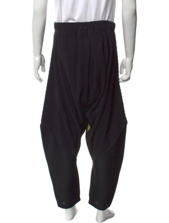 HOMME PLISSÉ ISSEY MIYAKE Graphic Print Joggers