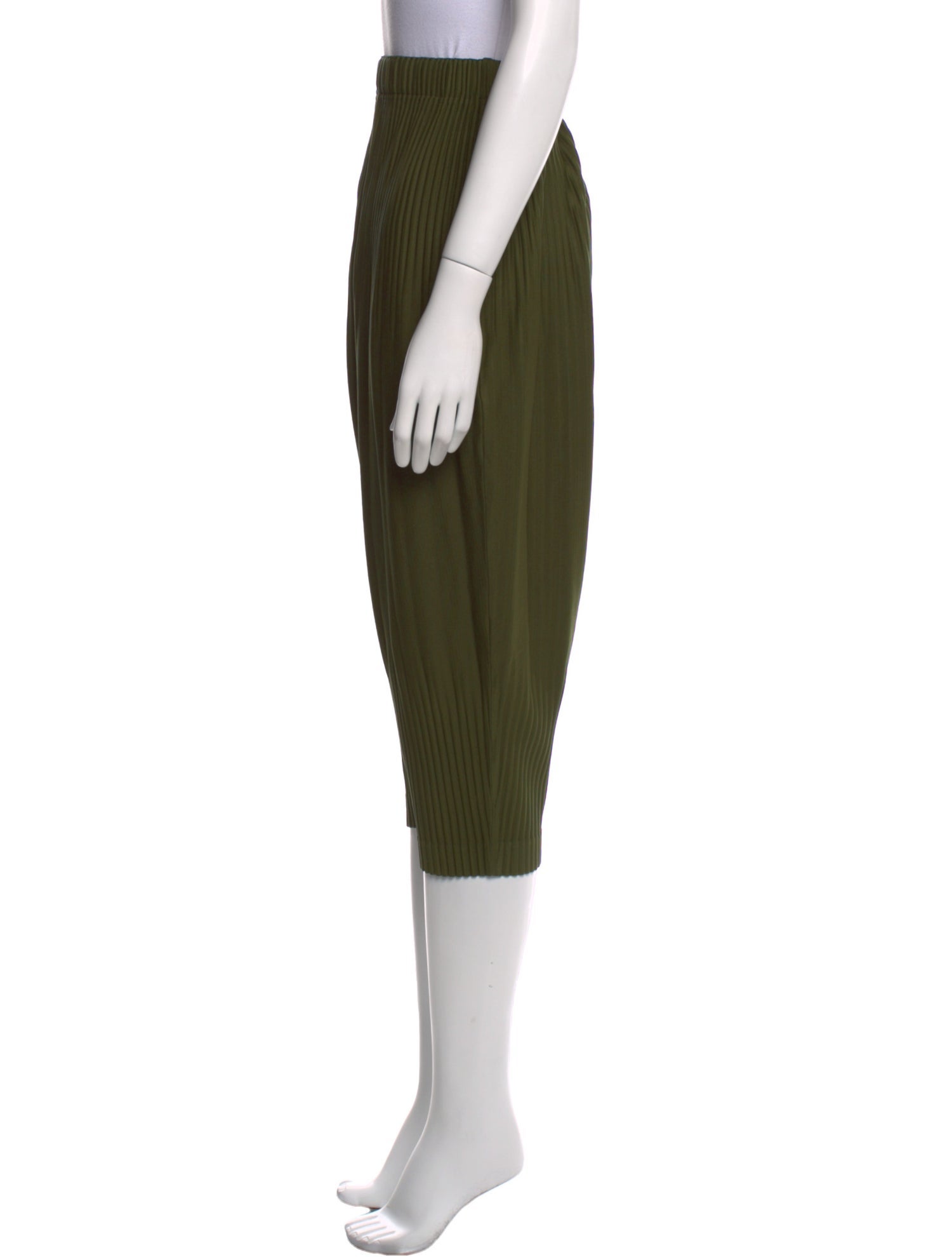 HOMME PLISSÉ ISSEY MIYAKE Pants