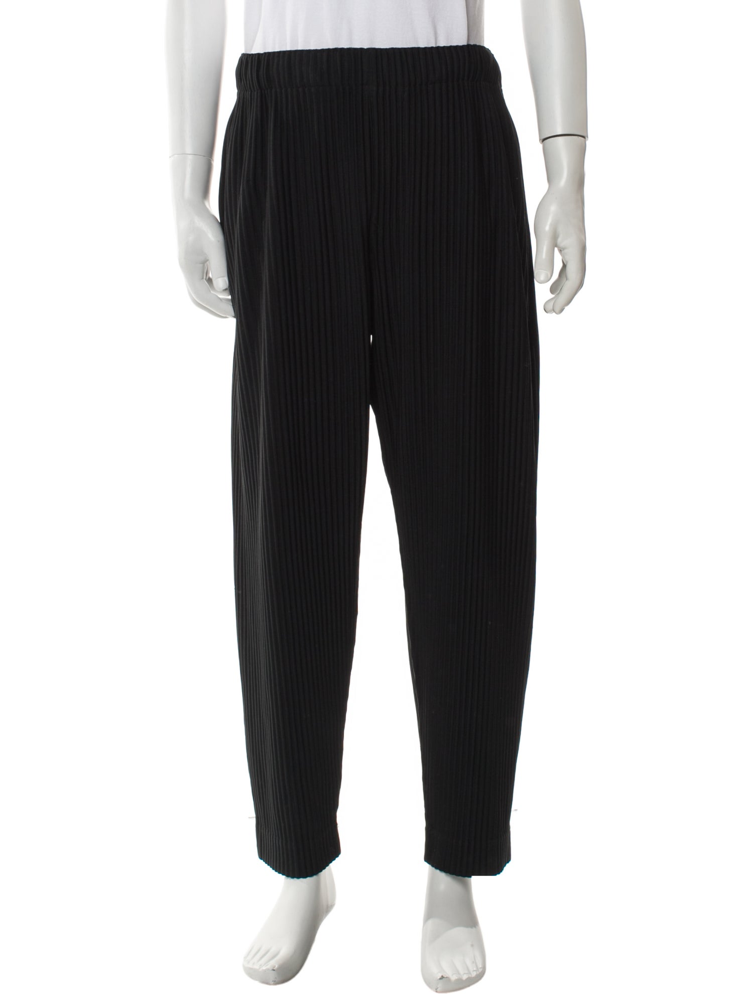 HOMME PLISSÉ ISSEY MIYAKE Pants