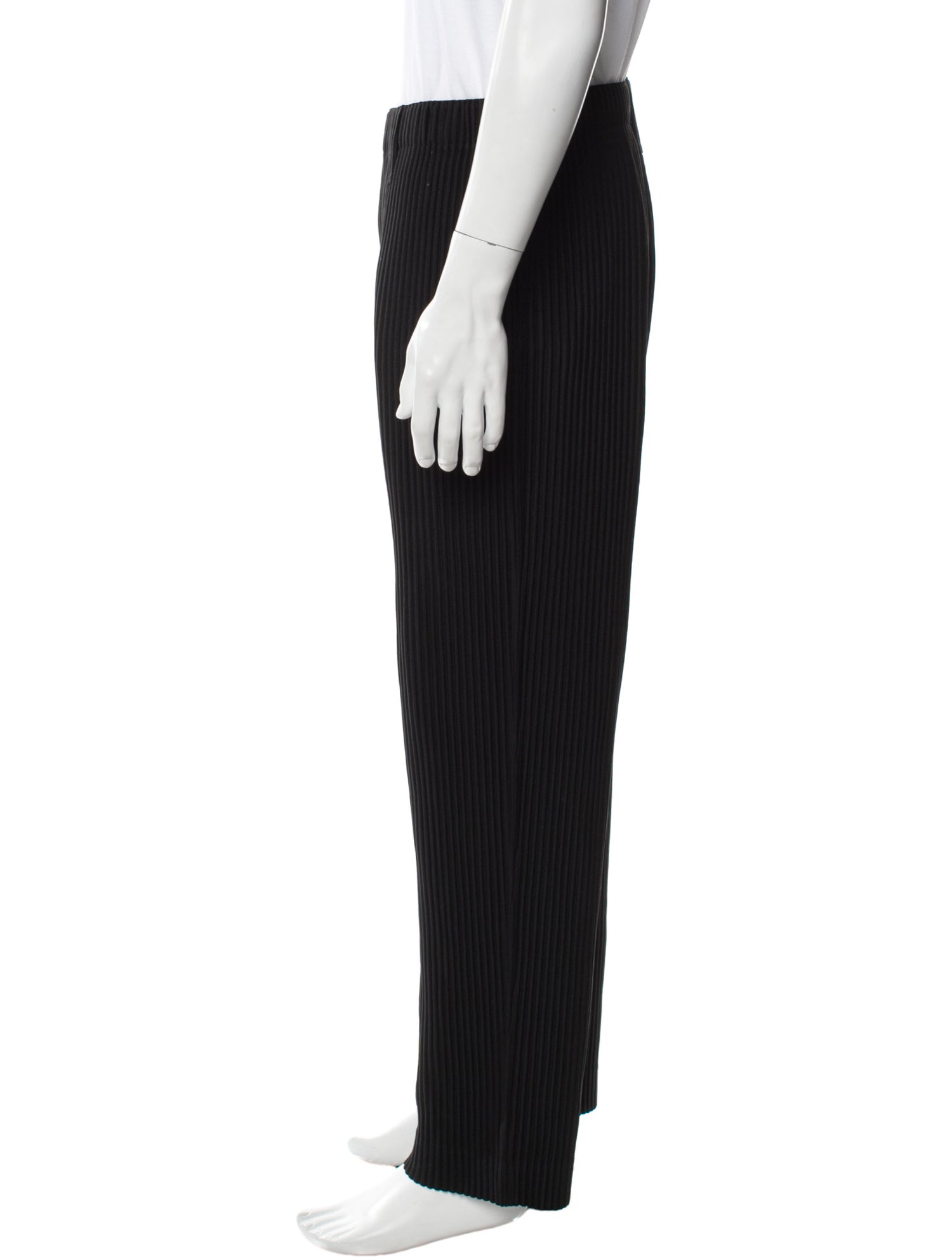 HOMME PLISSÉ ISSEY MIYAKE Pants