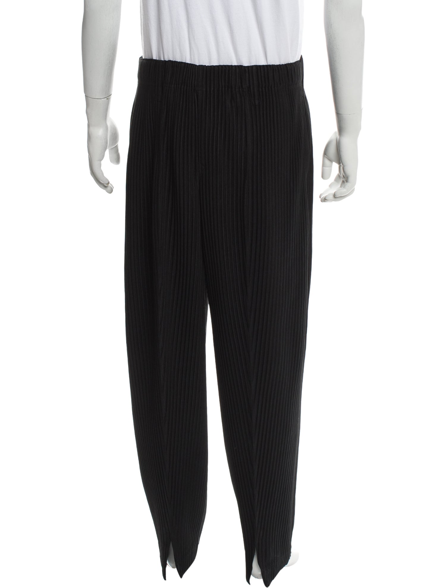 HOMME PLISSÉ ISSEY MIYAKE Pants