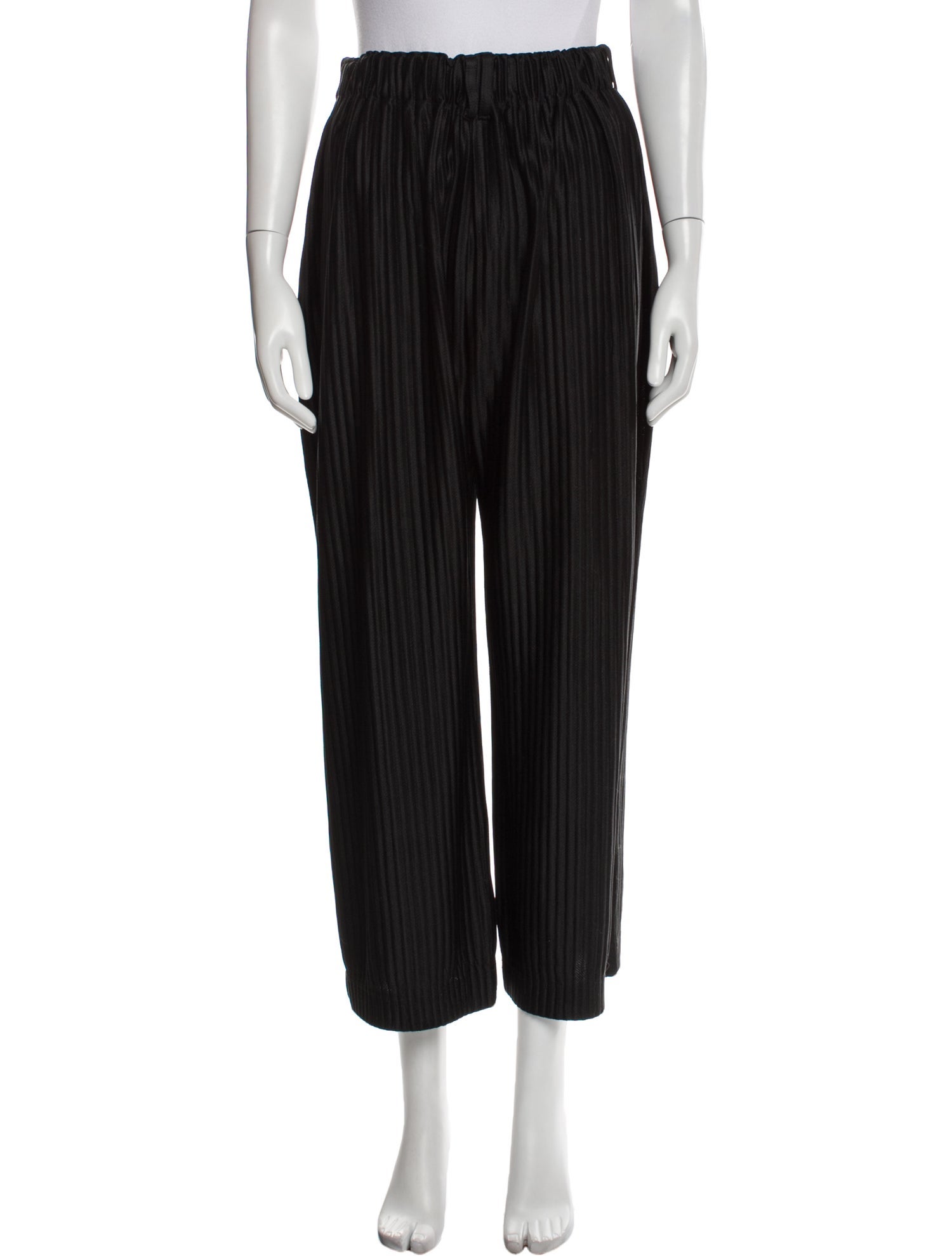 HOMME PLISSÉ ISSEY MIYAKE Pants