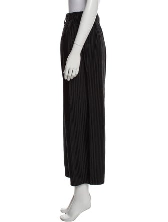 HOMME PLISSÉ ISSEY MIYAKE Pants