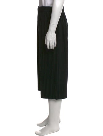 HOMME PLISSÉ ISSEY MIYAKE Pants