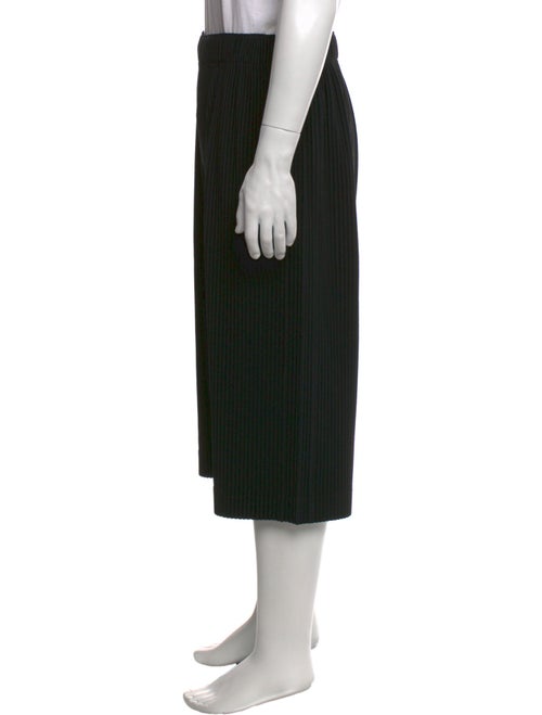 HOMME PLISSÉ ISSEY MIYAKE Pants