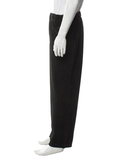 HOMME PLISSÉ ISSEY MIYAKE Pants