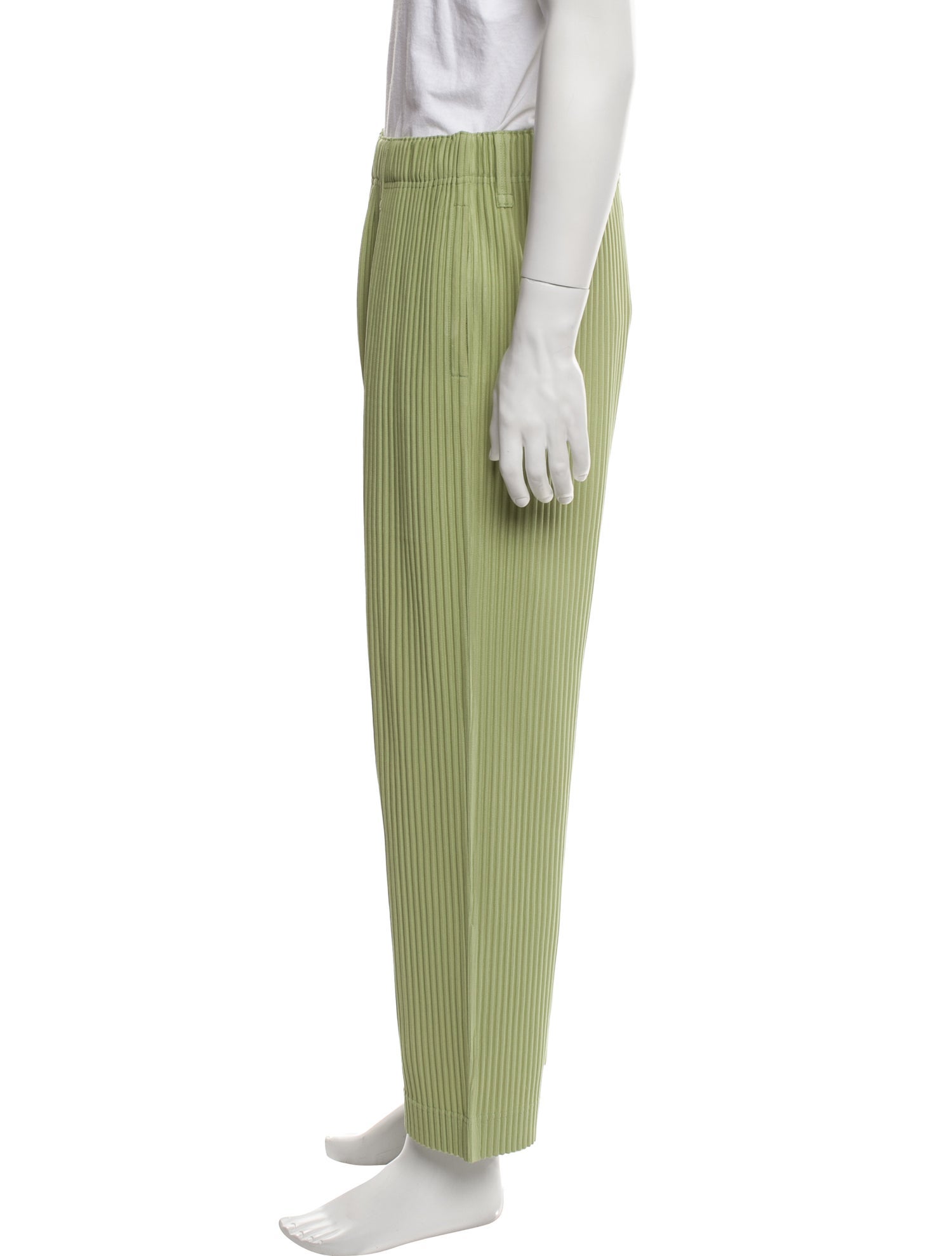 HOMME PLISSÉ ISSEY MIYAKE Pants