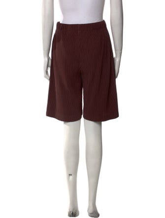 HOMME PLISSÉ ISSEY MIYAKE Shorts