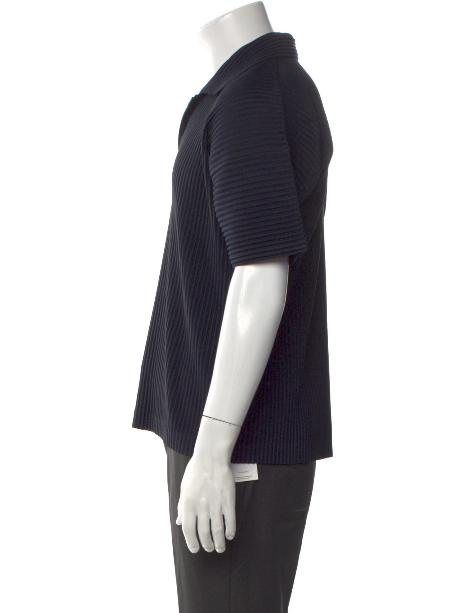 HOMME PLISSÉ ISSEY MIYAKE V-Neck Short Sleeve Polo Shirt