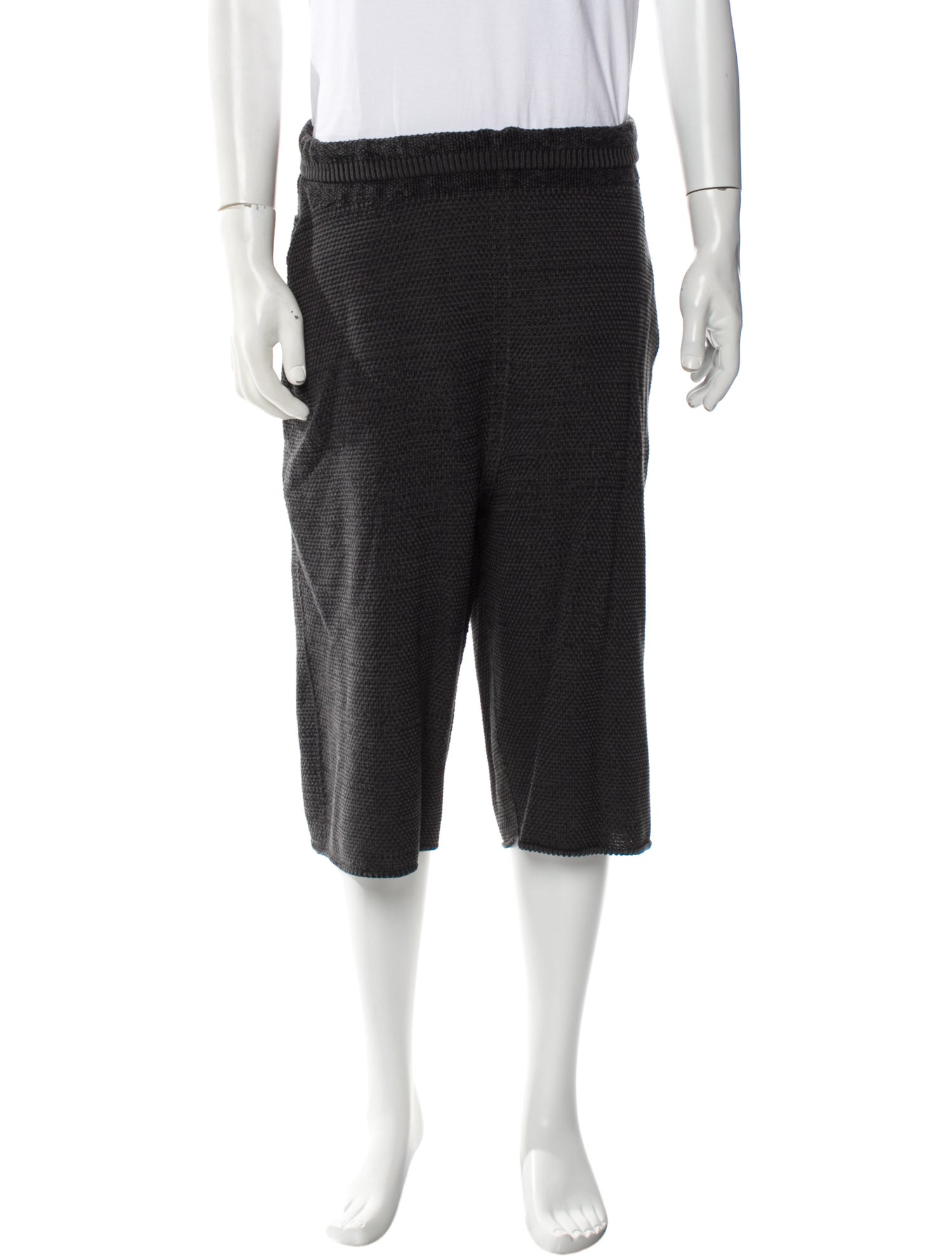 HOMME PLISSÉ ISSEY MIYAKE Shorts