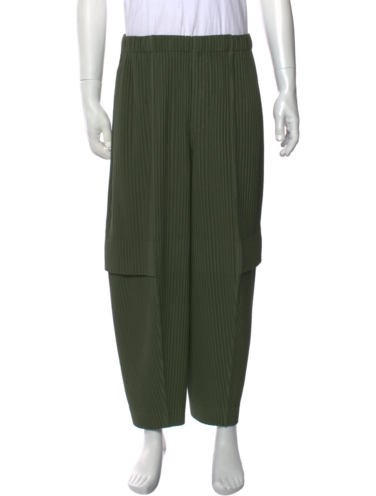 HOMME PLISSÉ ISSEY MIYAKE Pants