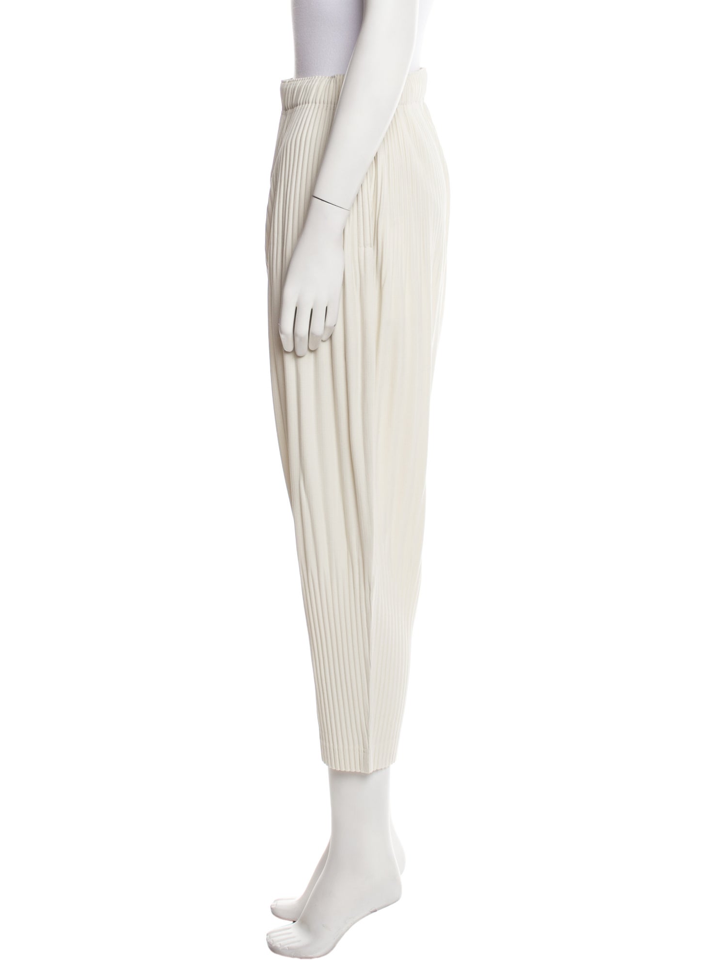 HOMME PLISSÉ ISSEY MIYAKE Pants