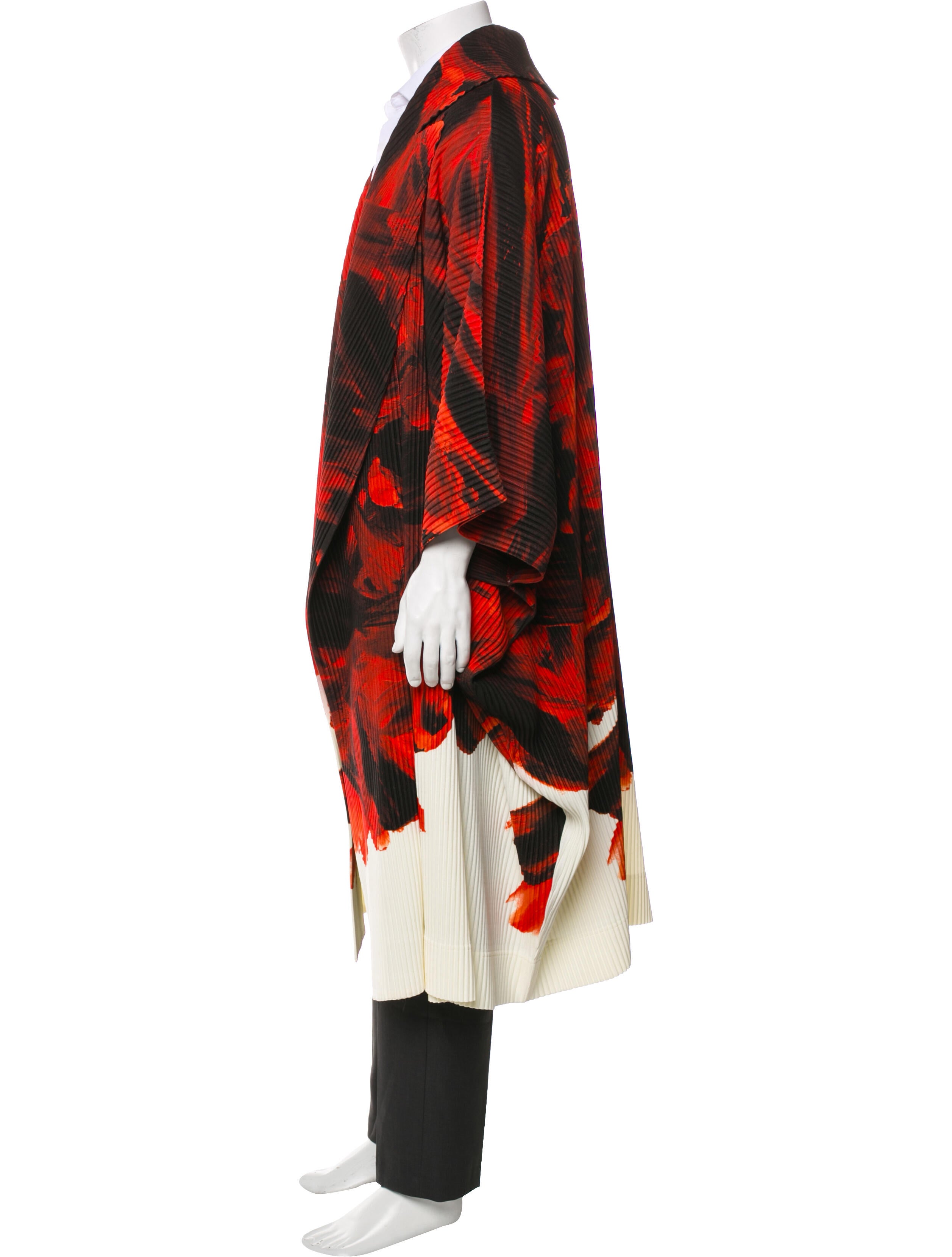 HOMME PLISSÉ ISSEY MIYAKE Printed Cape