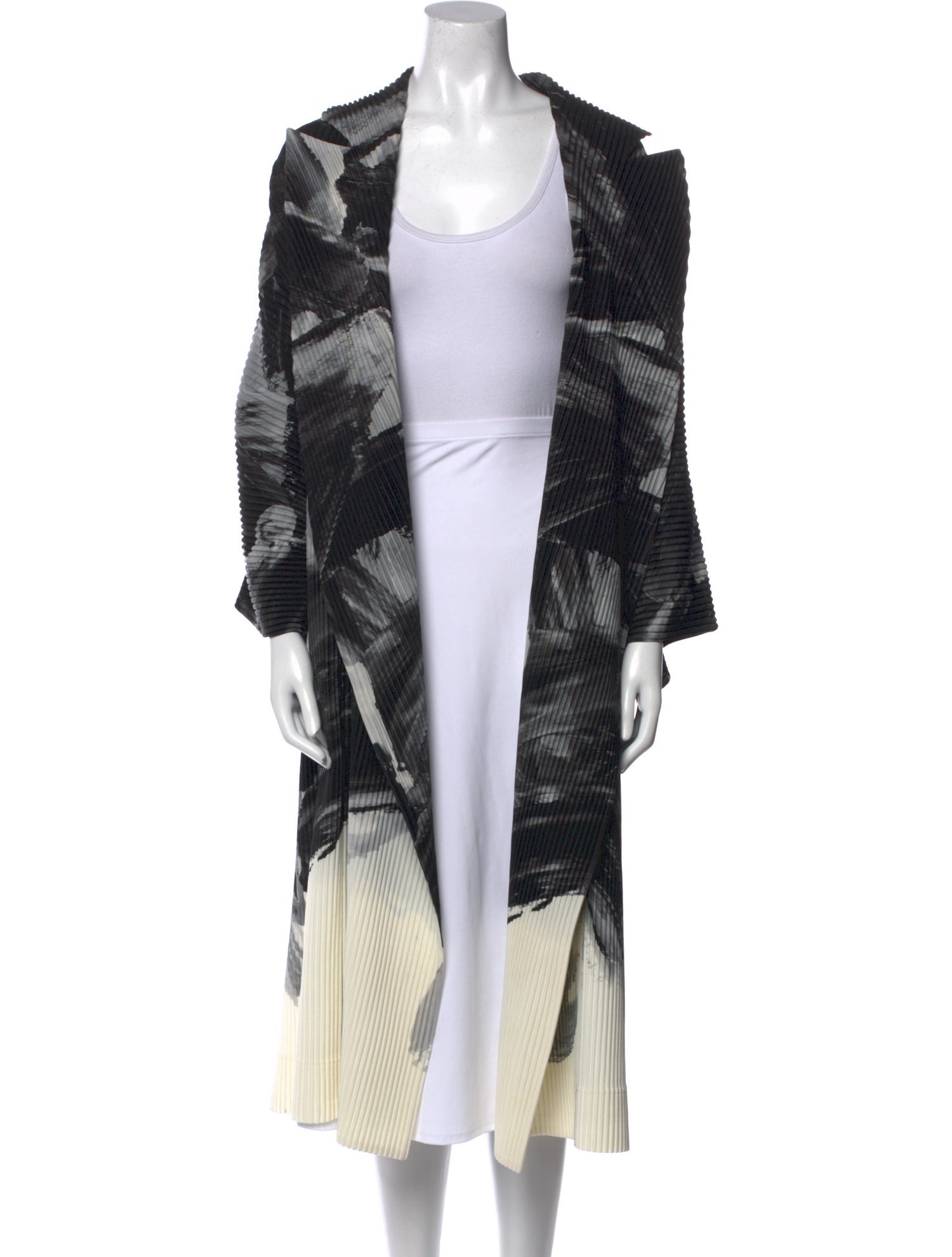 HOMME PLISSÉ ISSEY MIYAKE Printed Coat