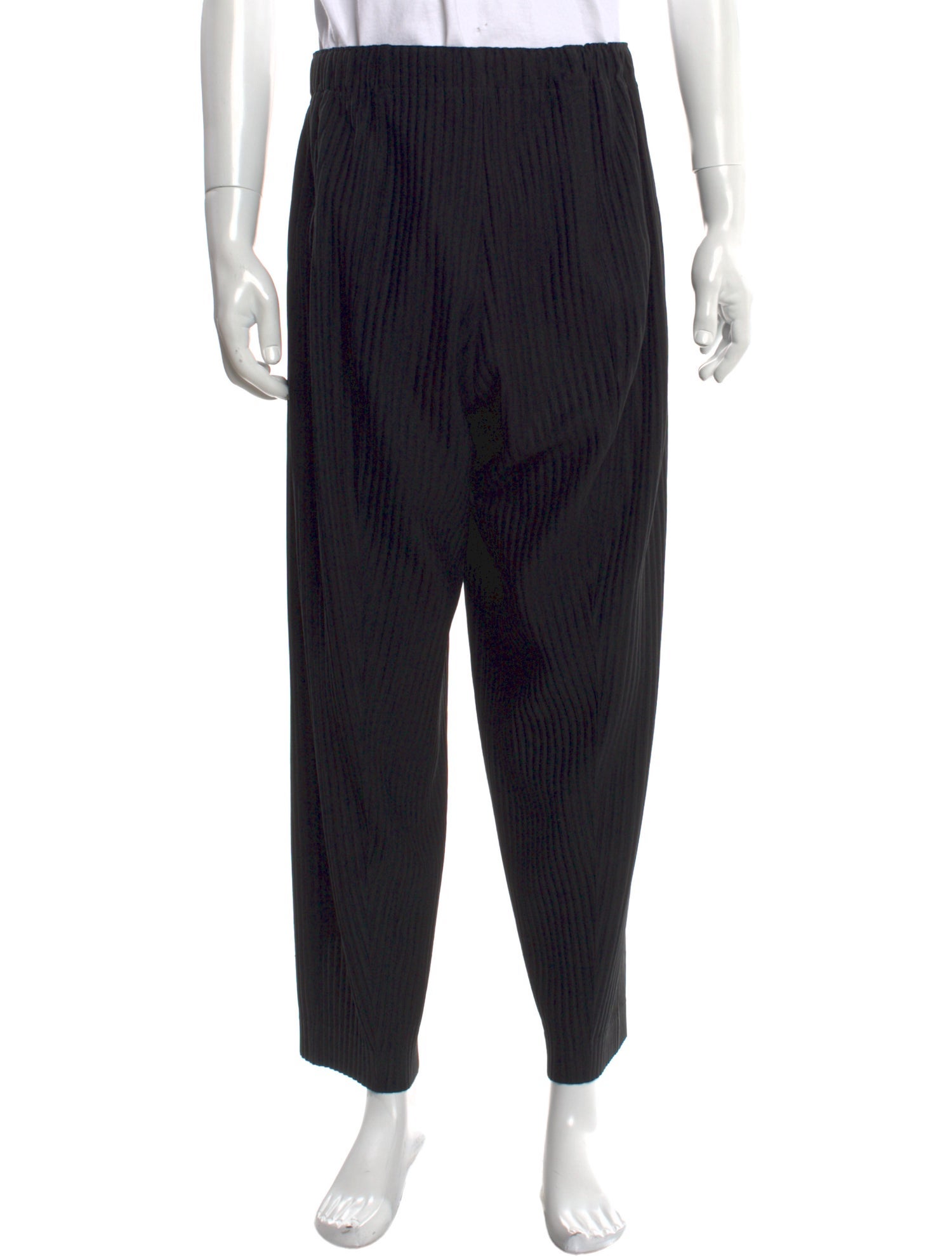 HOMME PLISSÉ ISSEY MIYAKE Pants